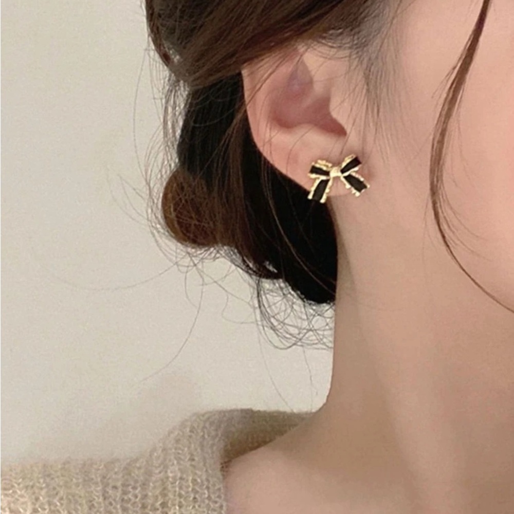 Gold and Black Bow Earrings